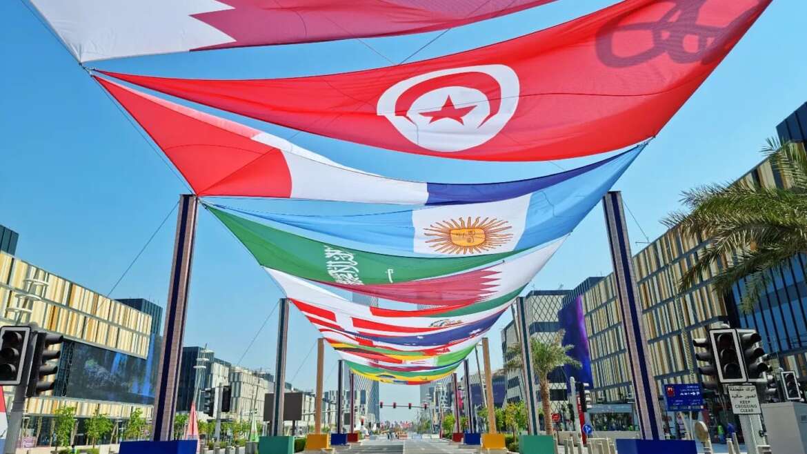 Qatar inaugura rua temática para a Copa do Mundo